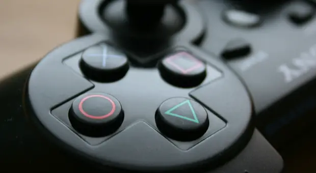 Un bouton « partager » sur la prochaine manette PS4 ?