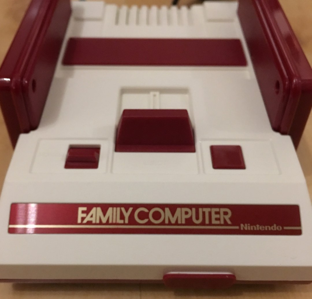 Famicom Mini : je craque, je ne craque pas, je craque plus tard, etc, 