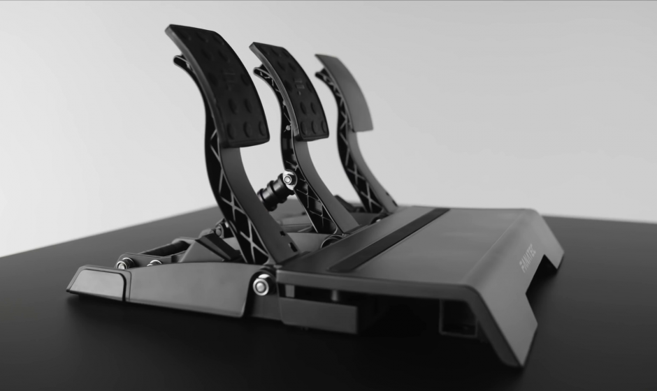 TEST du pédalier Fanatec CSL Elite Pedals LC (PS4, Xbox One, PC)