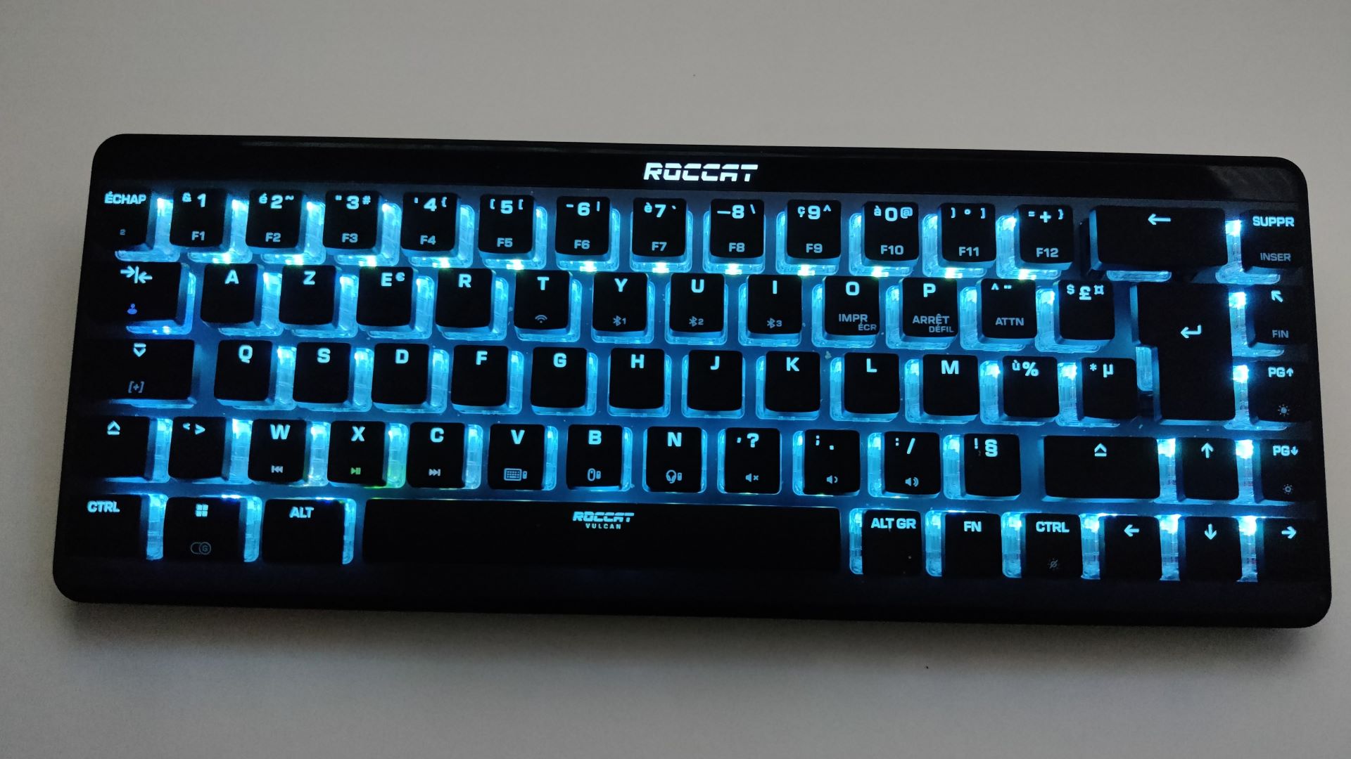 Le petit clavier ROCCAT Vulcan II Mini est là